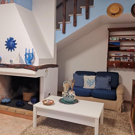 Casa Vacanze Richi&Michi Chia Villa Eksteriør billede