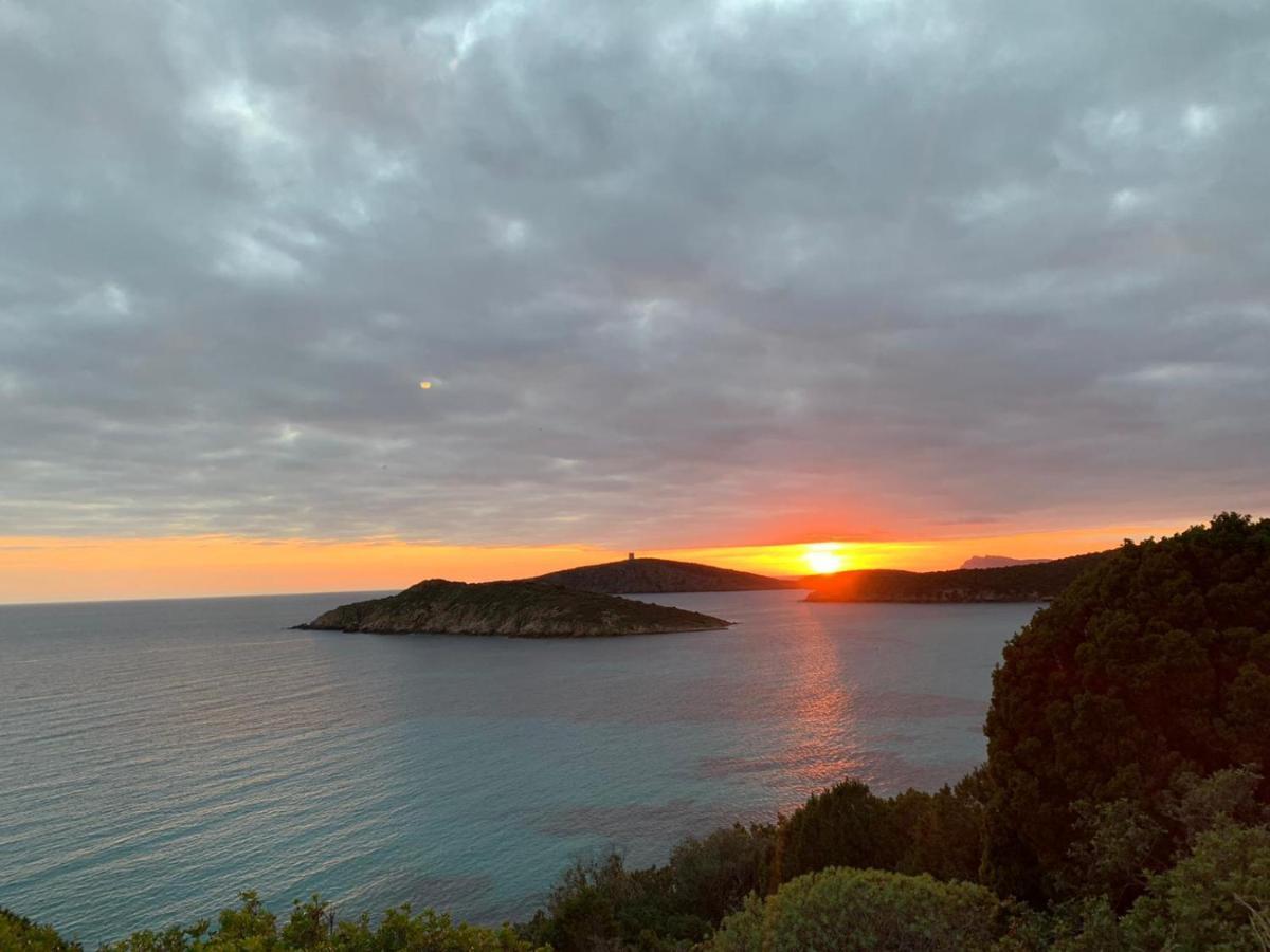 Casa Vacanze Richi&Michi Chia Villa Eksteriør billede